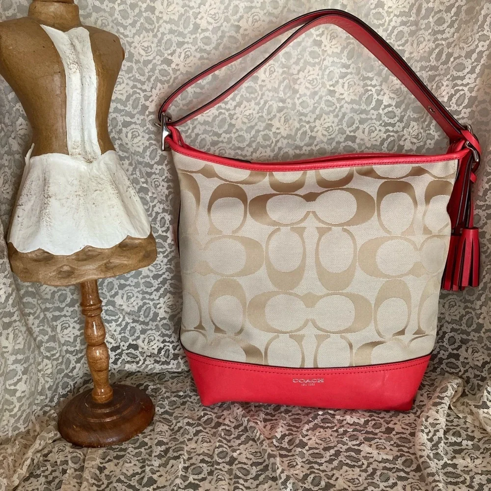 NWOT Coach signature Legacy duffel hobo tote SHOULDERBAG NWOT